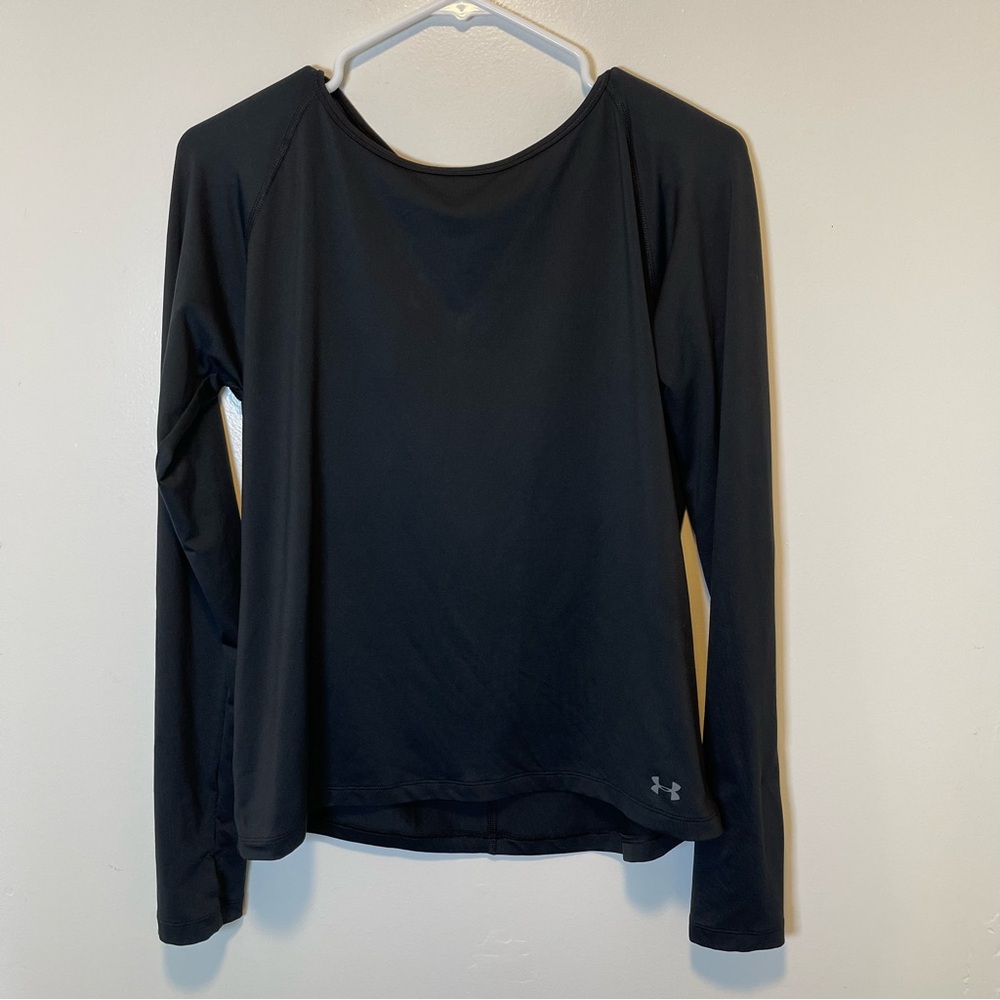 Under Armour black athletic top size small